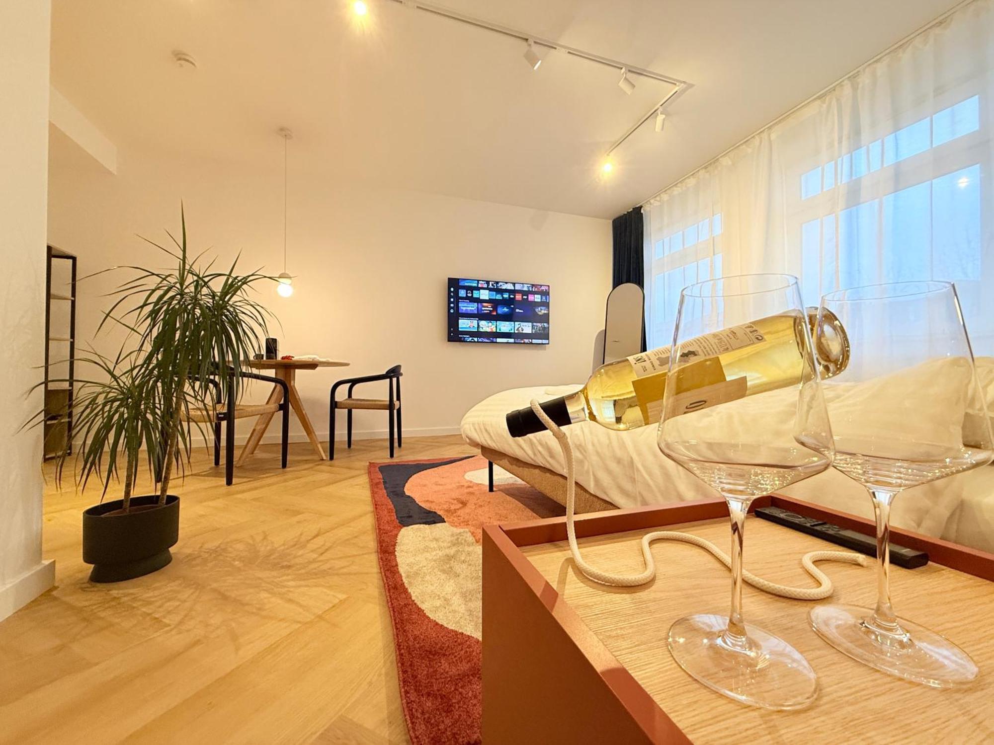 Stayzz By Homyzz - Modern Studios Alsterdorf -Winterhude- Stadtpark Hamburg Exterior foto